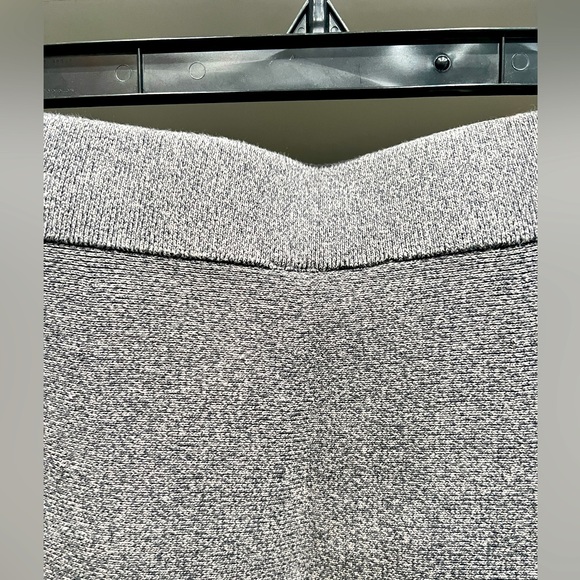 Loft grey stretch waist grey skirt 88% COTTON/ 12% NYLON/ Size S petite - Picture 3 of 5